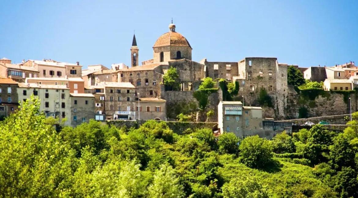 Escapade Ardechoise - Parking Gratuit - Chateau A 2 Pas Aubenas Esterno foto